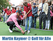 Golfen mit Martin Kaymer – im Herzen Münchens. Deutscher Weltklasseprofi besucht „Golfsport für Alle“ am Marienhof (©Foto: Martin Schmitz)